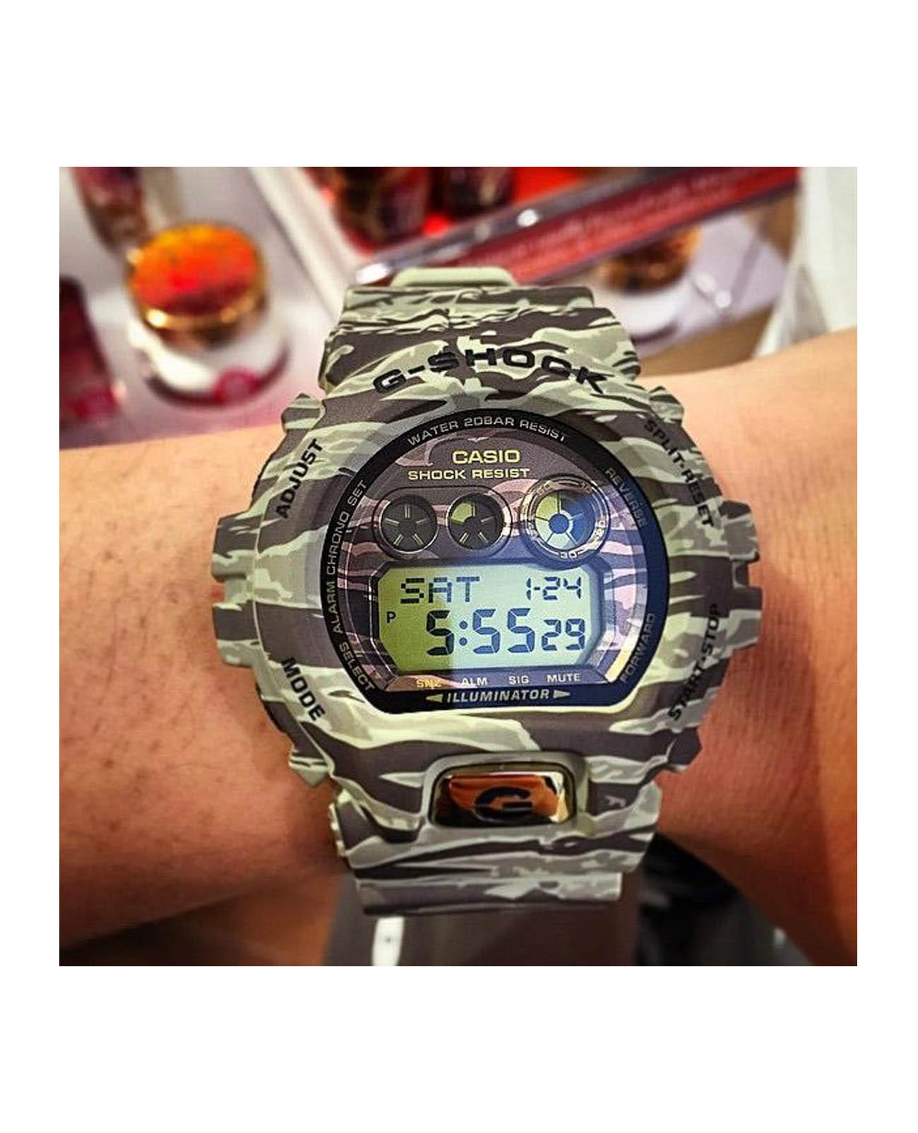 Casio Casio G-Shock GD-X6900TC-5ER мужские часы зеленый циферблат на запястье