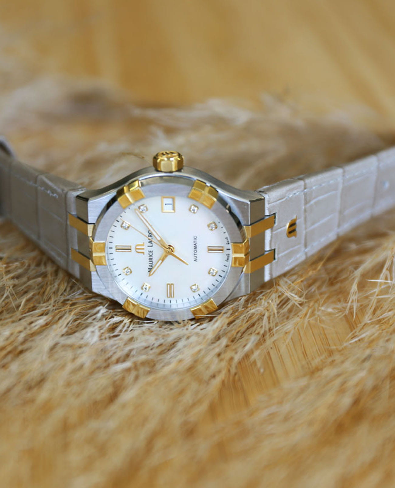 Maurice Lacroix Maurice Lacroix Aikon Automatic AI6006-PVY11-170-1, aikon швейцария женские часы на браслете кожаный боковой вид