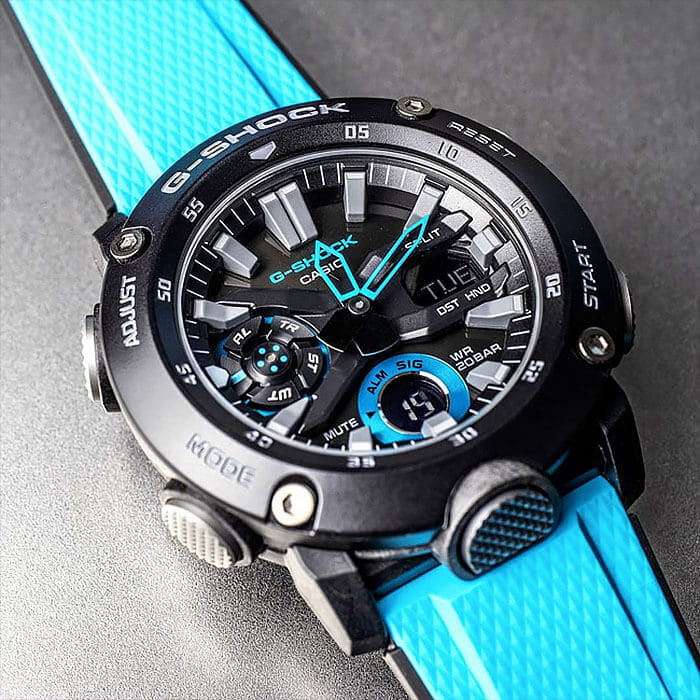 Оригинальная модель Casio Casio G-Shock GA-2000-1A2DR (GA-2000-1A2) в полной комплектации