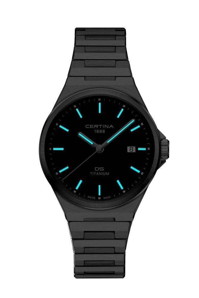 Certina C0434104405100 мужские часы застежка крупным планом