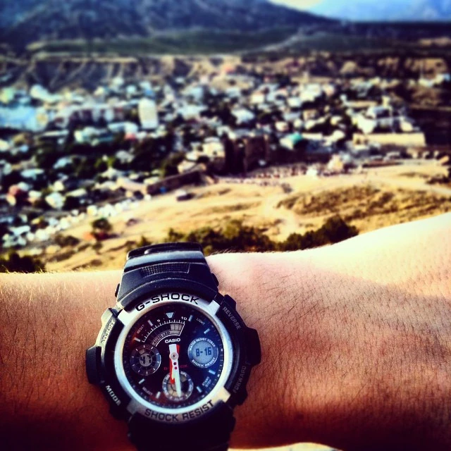 Casio Casio G-Shock AW-590-1ADR (AW-590-1A) мужские часы черный циферблат на запястье