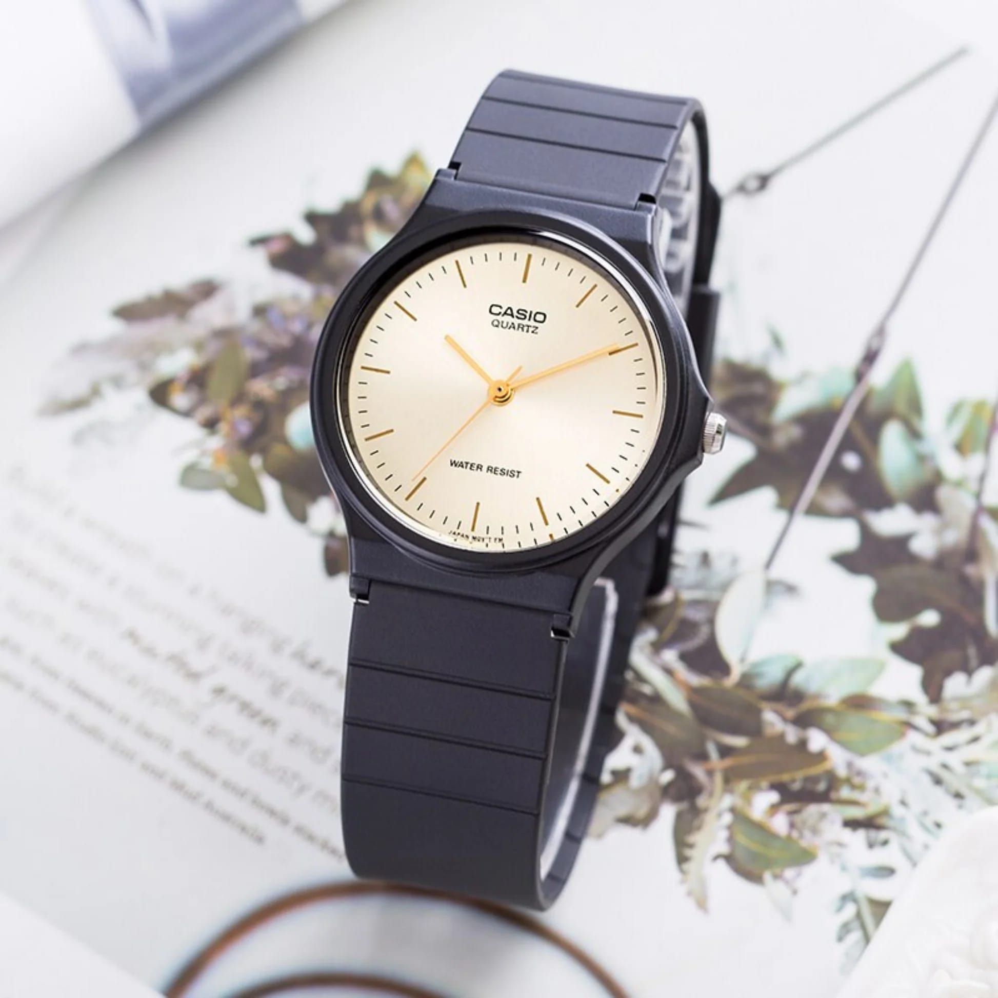 Casio Casio Collection MQ-24-9ELDF (MQ-24-9EL)  - задняя крышка пластик корпуса, япония часы