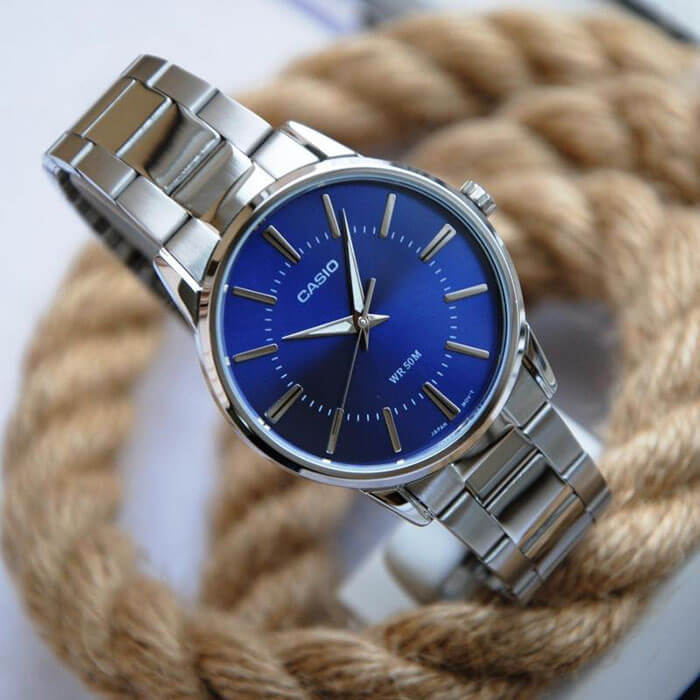 Casio Casio MTP-1303PD-2FVEF , наручные мужские часы фото под углом