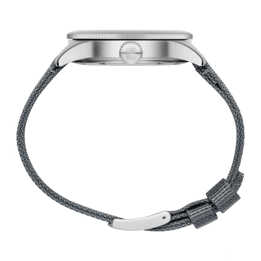 Luminox Luminox Volition America XA.9522.VOL  - задняя крышка сталь металл корпуса, швейцария часы