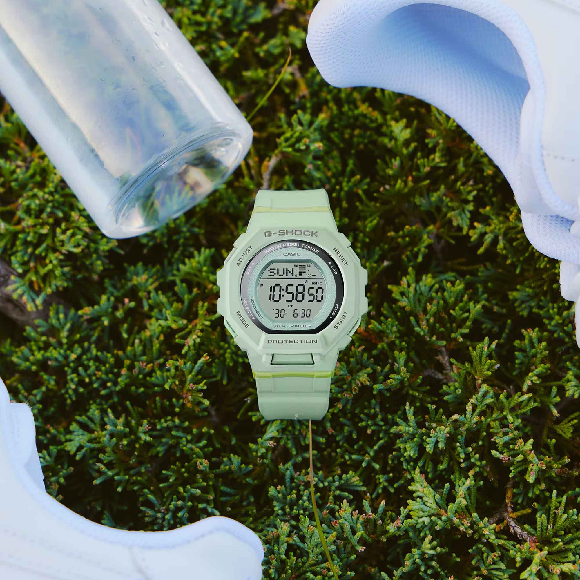 Оригинальные часы Casio Casio G-Shock GMD-B300-3DR (GMD-B300-3) электронные калибр механизма  общий вид