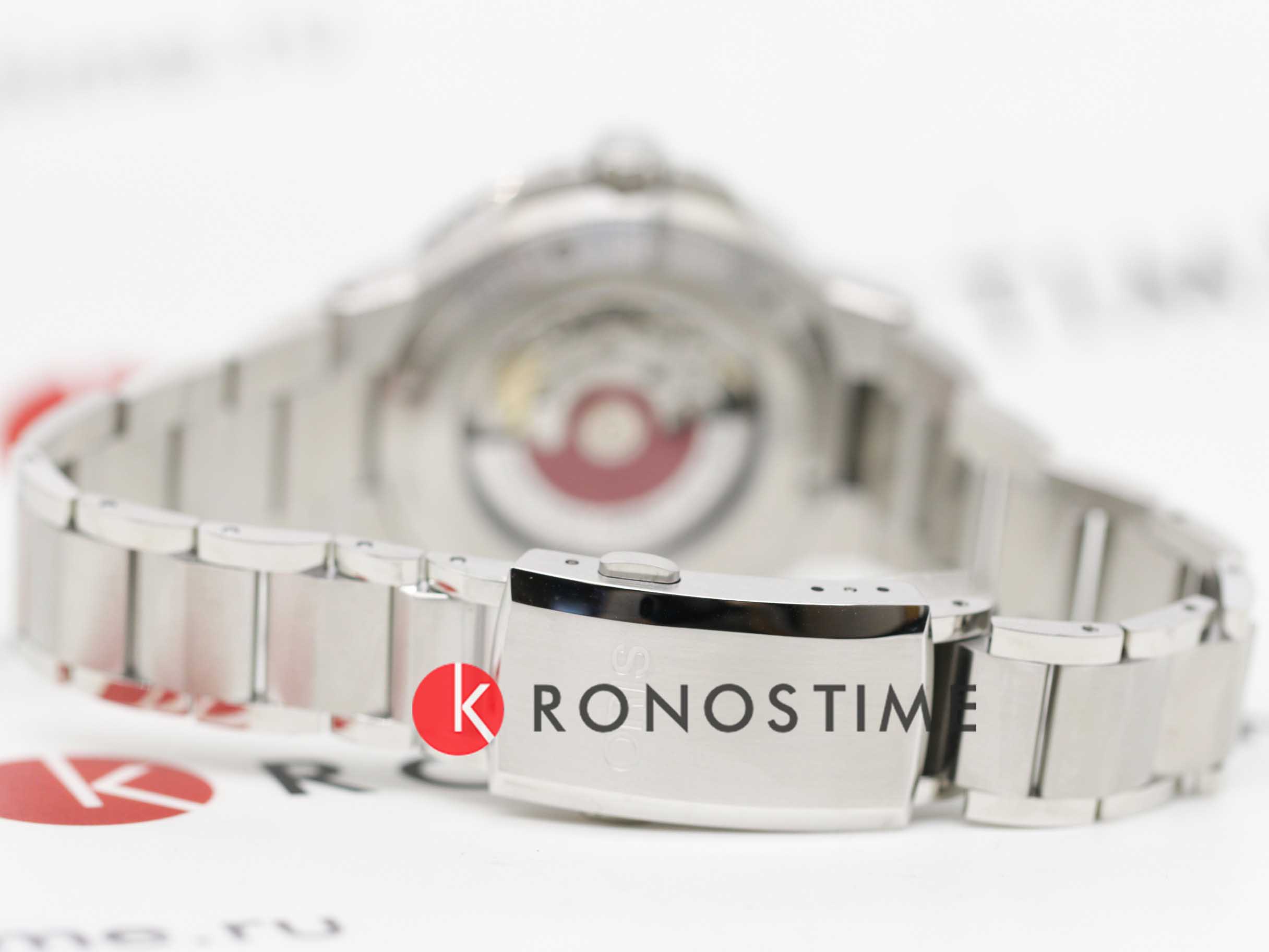 Oris Oris Aquis Date 01 733 7787 4154-07 8 22 04PEB мужские часы черный циферблат на запястье