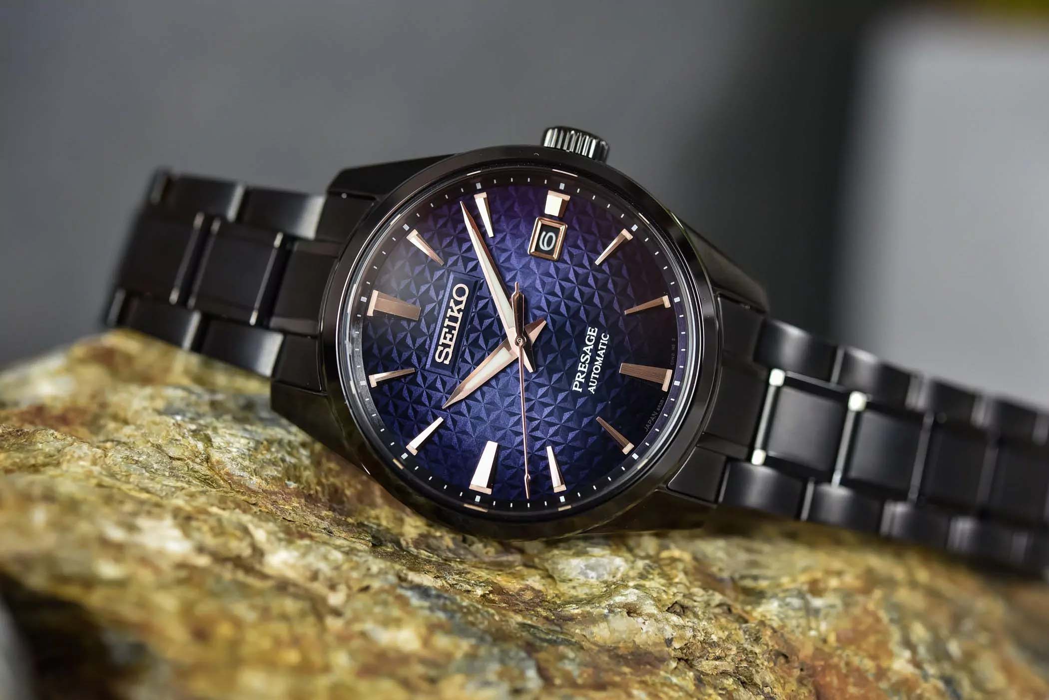 Seiko Seiko Presage Sharp Edged Series SPB363 механические мужские часы часы крупный план синий циферблата