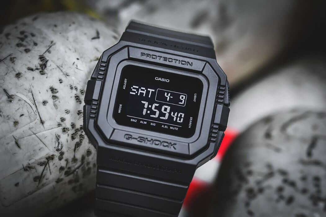 Casio Casio G-Shock DW-D5500BB-1 модель DW-D5500BB-1ER япония наручные часы