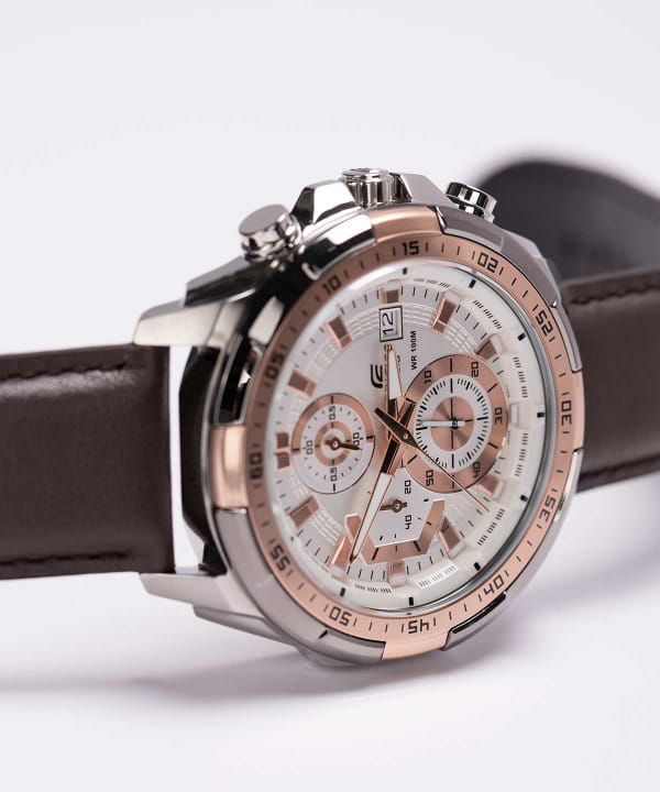 Casio EFR-539L-7A мужские часы застежка крупным планом