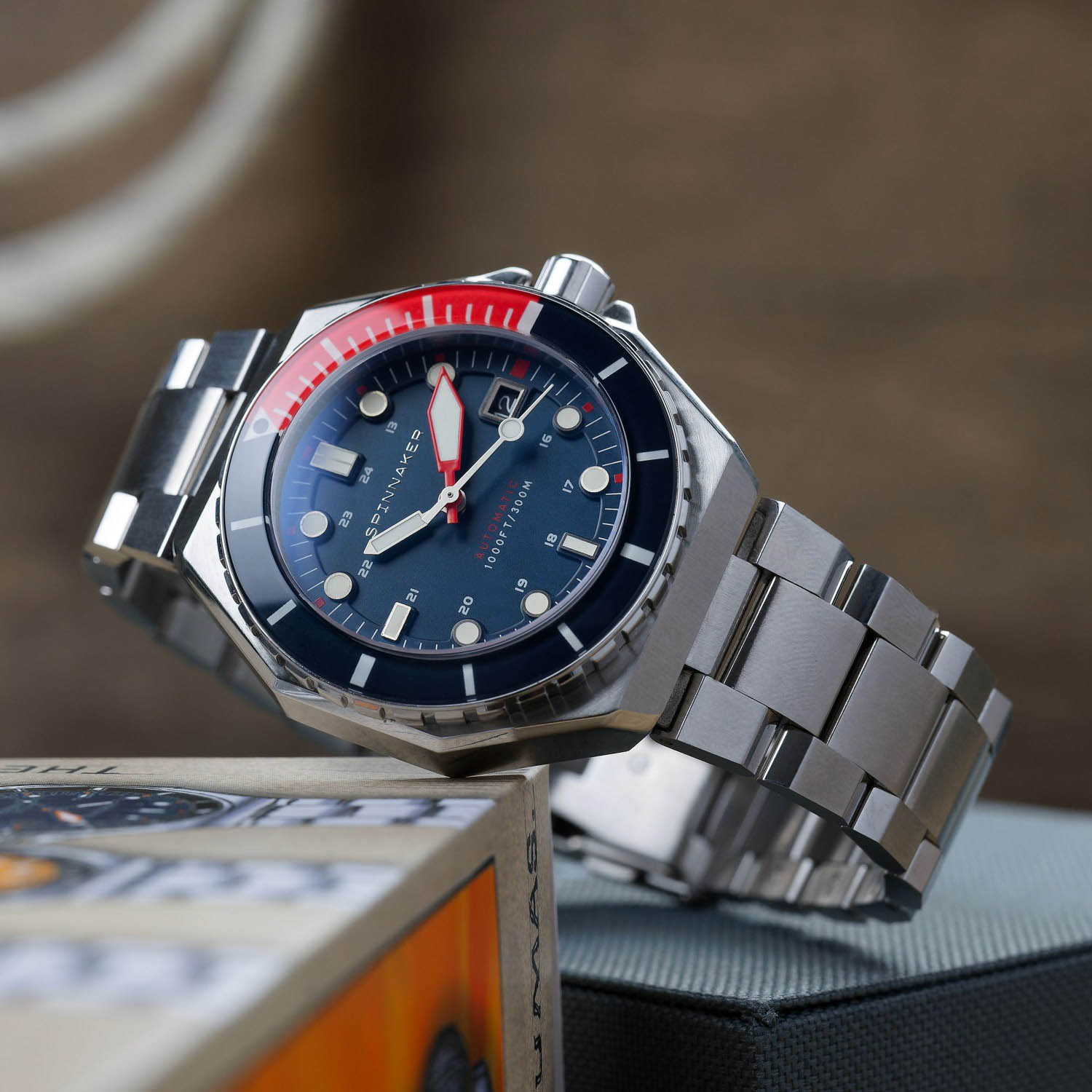 Spinnaker Spinnaker Dumas SP-5081-JJ  — детали корпуса и нержавеющая сталь
