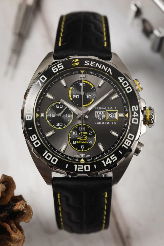TAG Heuer TAG Heuer Formula 1 Senna Special Edition CAZ201B.FC6487 модель CAZ201B.FC6487 швейцария наручные часы