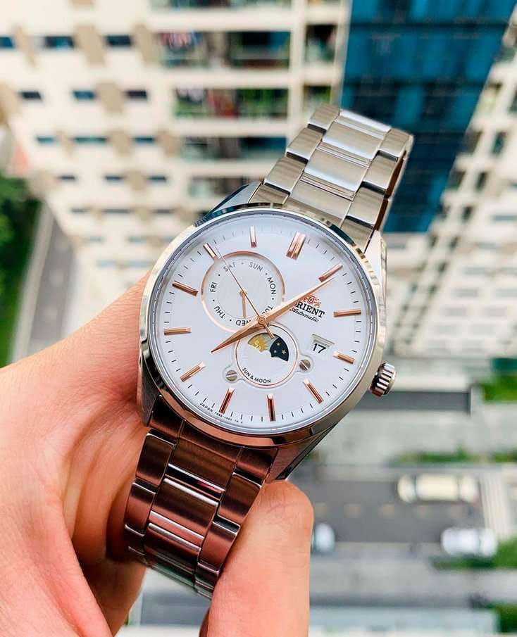 Orient RA-AK0306S мужские часы застежка крупным планом