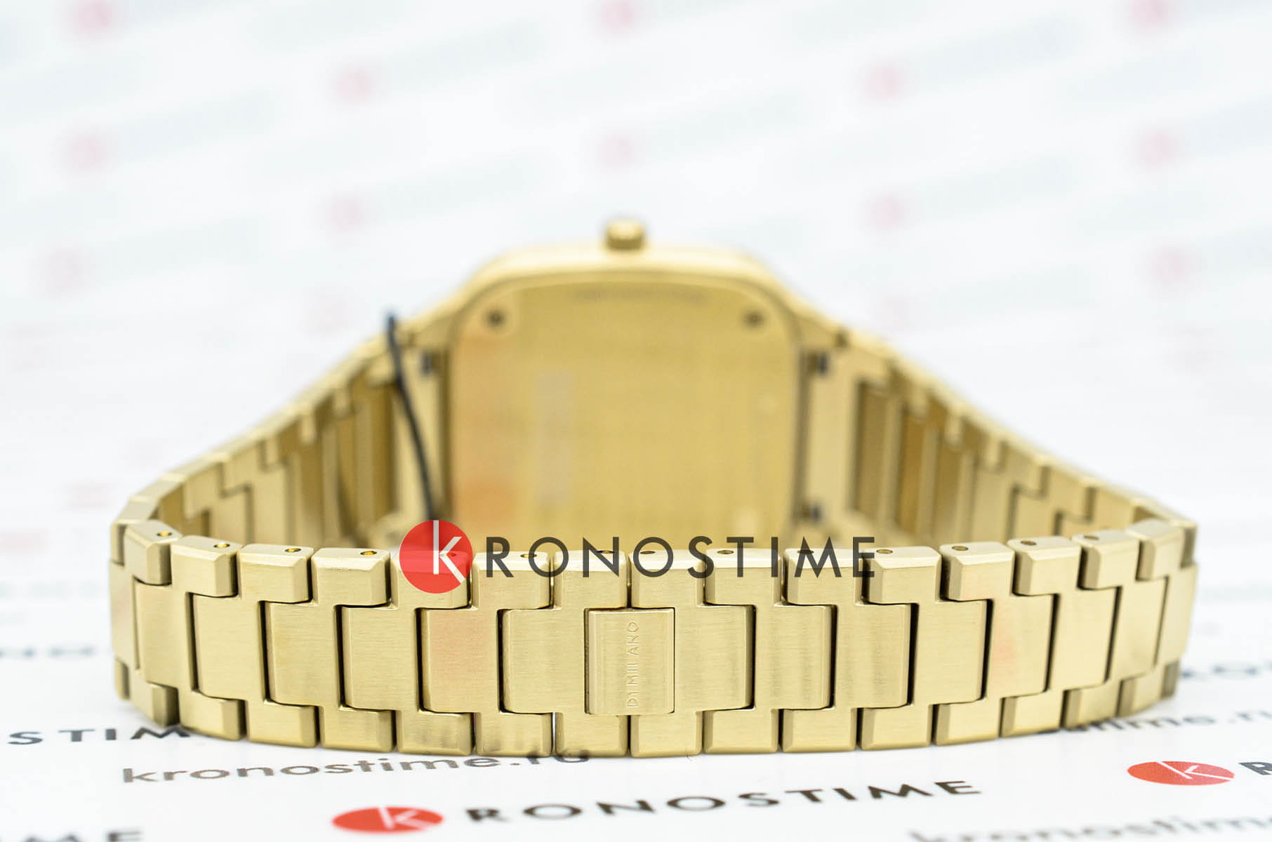 Оригинальные часы D1 Milano D1 Milano Square Disco Gold SQBL03 кварцевые калибр механизма miyota 1l22 общий вид