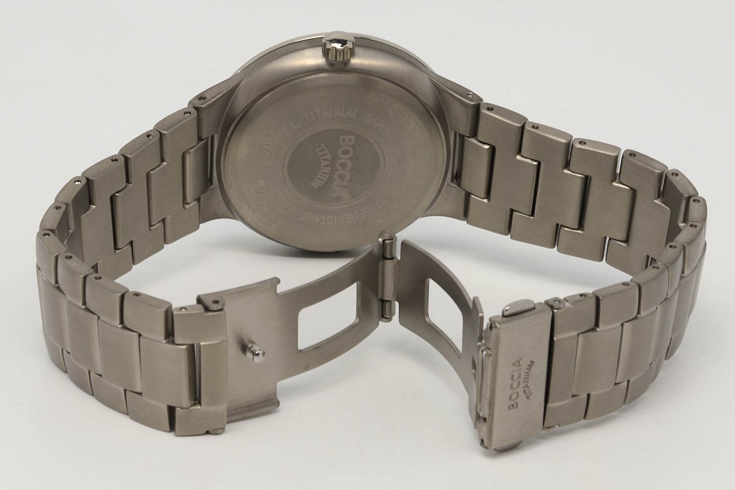 Boccia Titanium Boccia Titanium Circle-Oval 3652-01  - задняя крышка титан корпуса, германия часы
