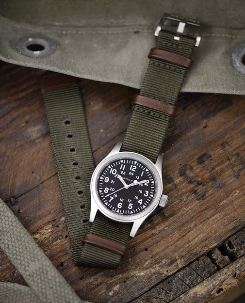 Hamilton H69439931 мужские часы застежка крупным планом