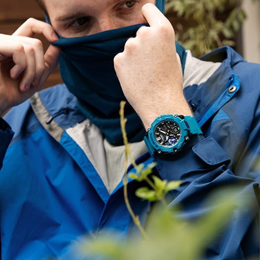 Casio Casio G-Shock GA-2200-2ADR (GA-2200-2A) электронные мужские часы часы крупный план черный циферблата