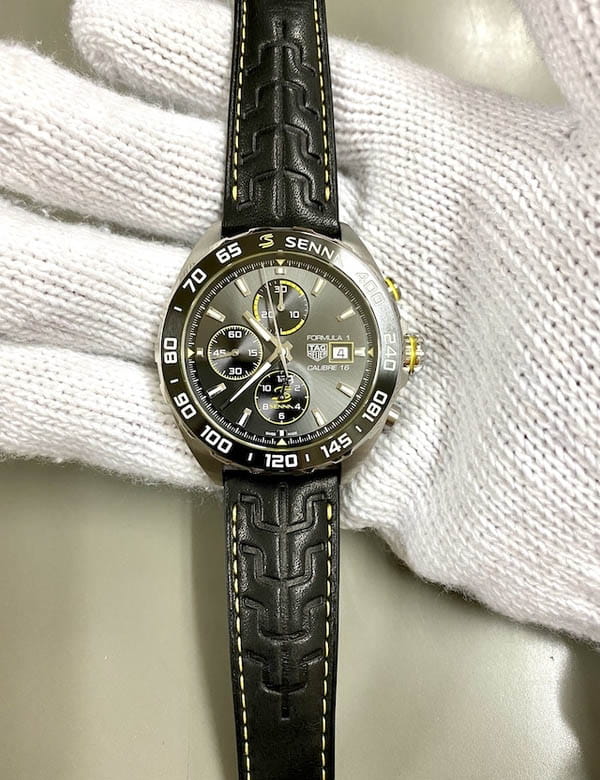 TAG Heuer TAG Heuer Formula 1 Senna Special Edition CAZ201B.FC6487 , наручные мужские часы фото под углом