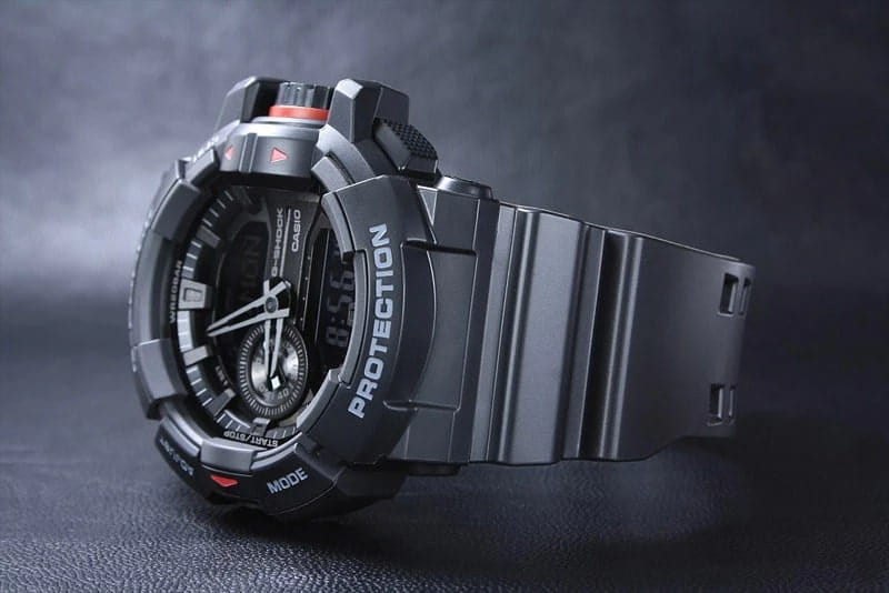 Casio Casio G-Shock GA-400-1BHDR (GA-400-1B) мужские часы черный циферблат на запястье