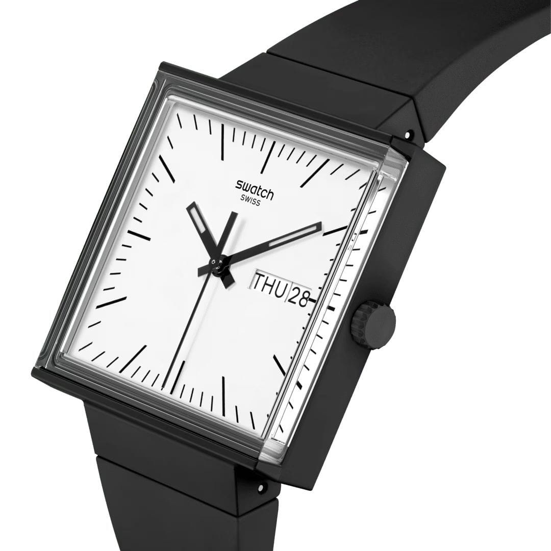 Swatch Swatch Square Bioceramic Standard SO34B700 , наручные женские часы фото под углом