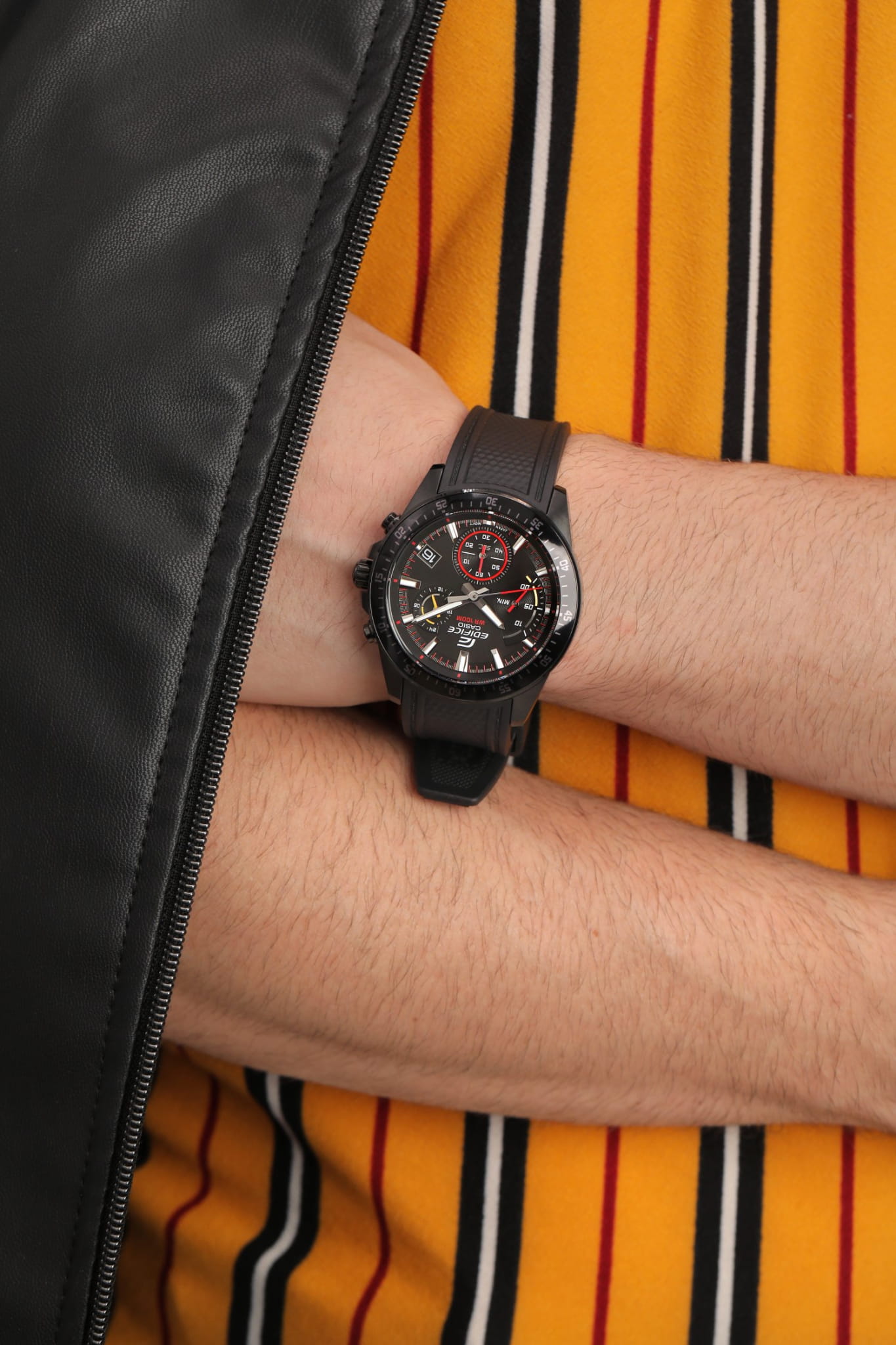 Casio Casio Edifice EFV-540PB-1A EFV, наручные мужские часы фото под углом