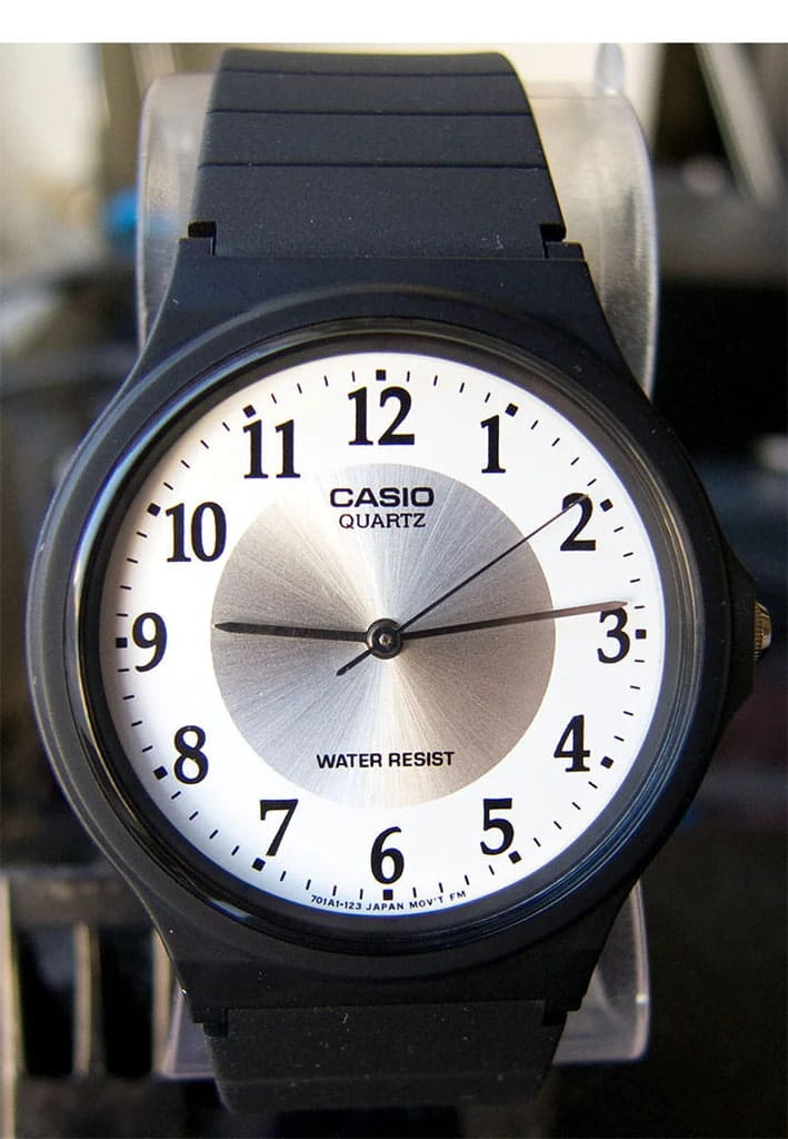 Casio Casio Collection MQ-24-7B3LDF (MQ-24-7B3L) кварцевые часы с аксессуарами мужские часы модель MQ-24-7B3