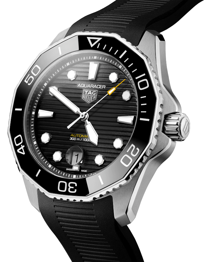 TAG Heuer TAG Heuer Aquaracer Professional 300 WBP201A.FT6197 мужские часы черный циферблат на запястье