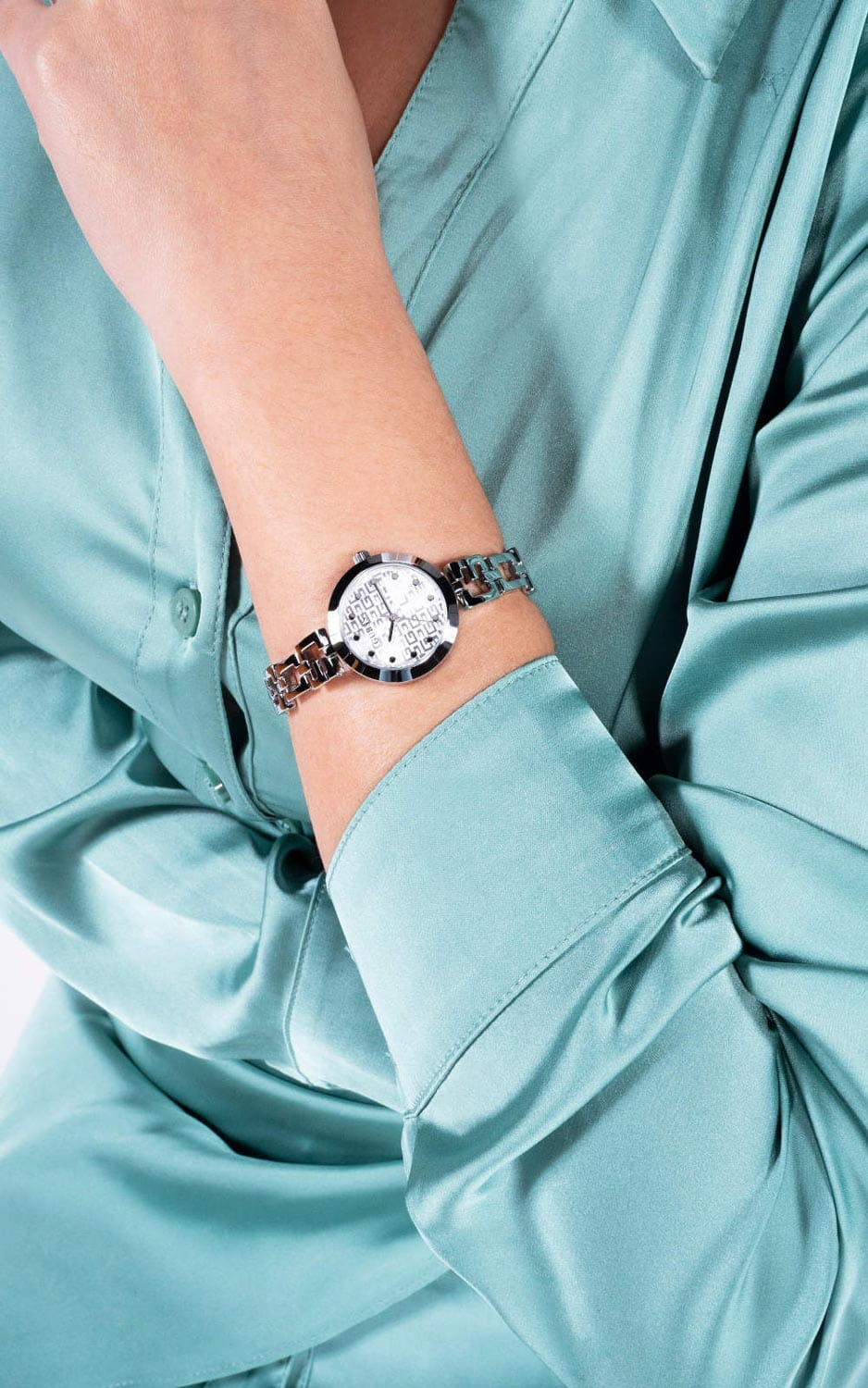 Guess Guess Dress Steel GW0549L1  - задняя крышка сталь металл корпуса, сша часы