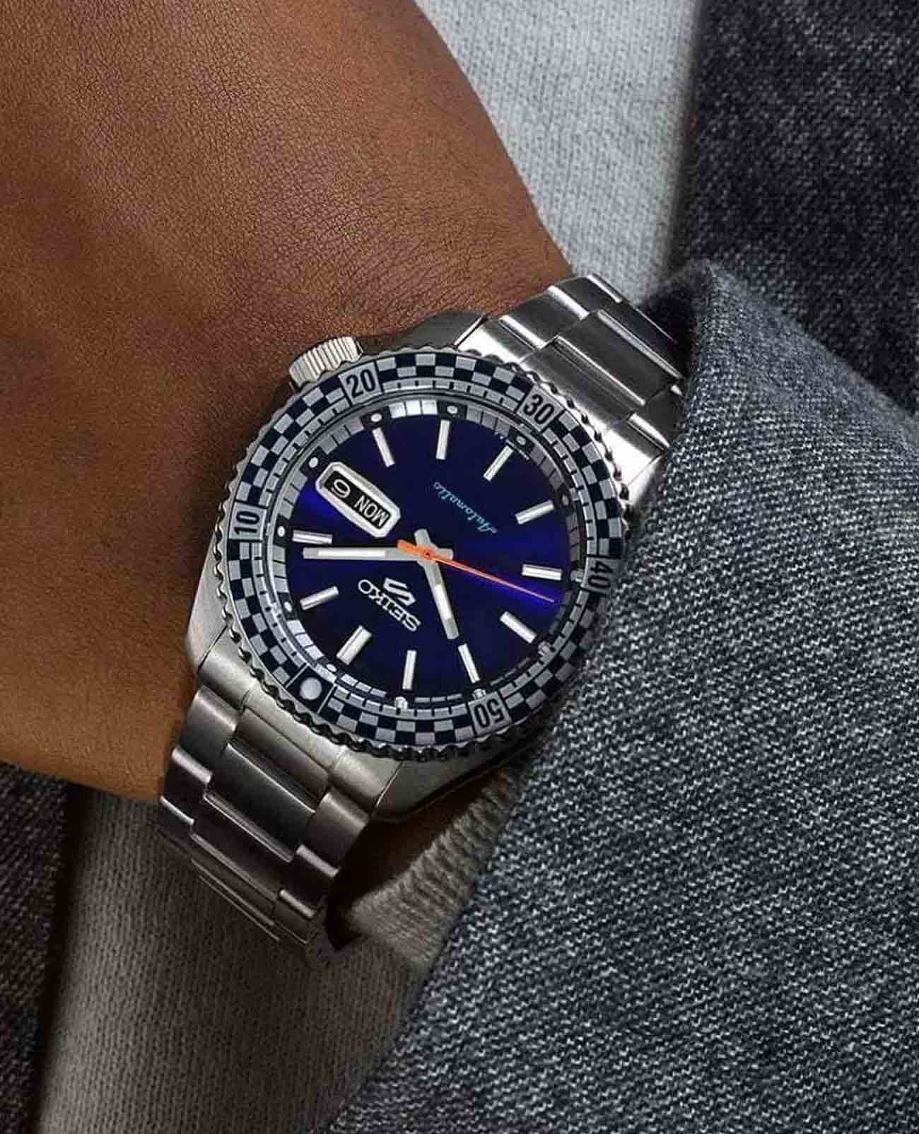 Seiko Seiko 5 Sports SRPK65K1 , наручные мужские часы фото под углом