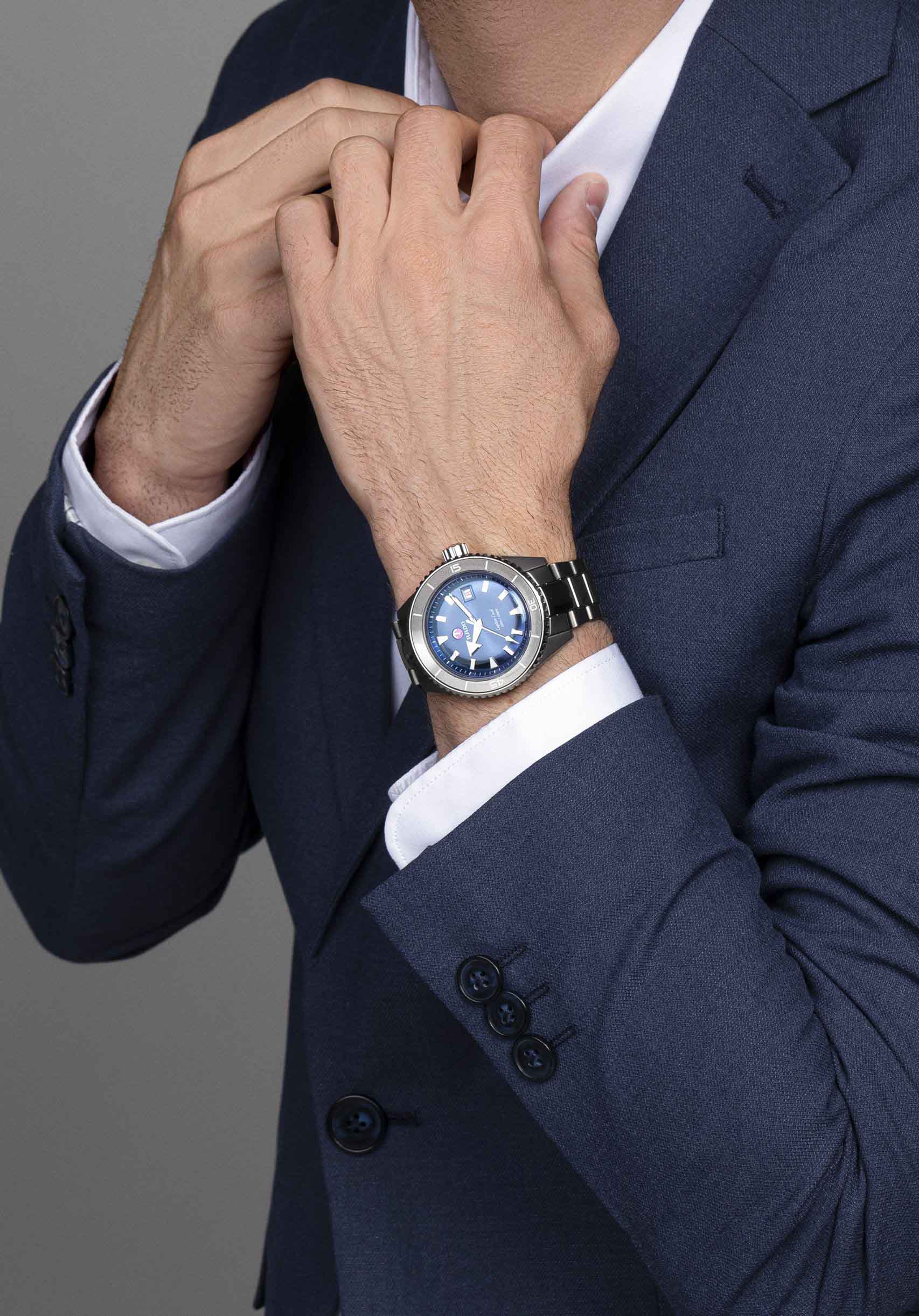 Оригинальные часы Rado Rado Captain Cook High-Tech Ceramic Diver R32144202 механические калибр механизма  общий вид