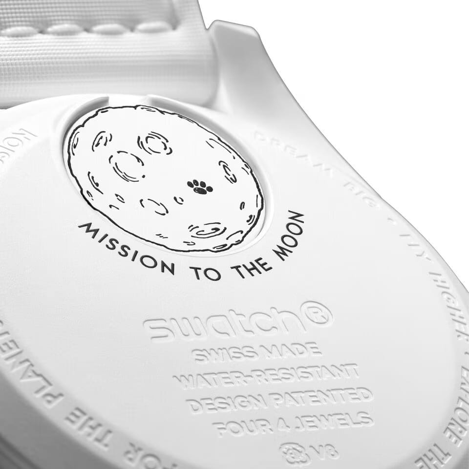 Swatch Swatch x Omega Bioceramic Moonswatch Mission to the Moonphase - Full Moon SO33W700 женские часы белый циферблат на запястье