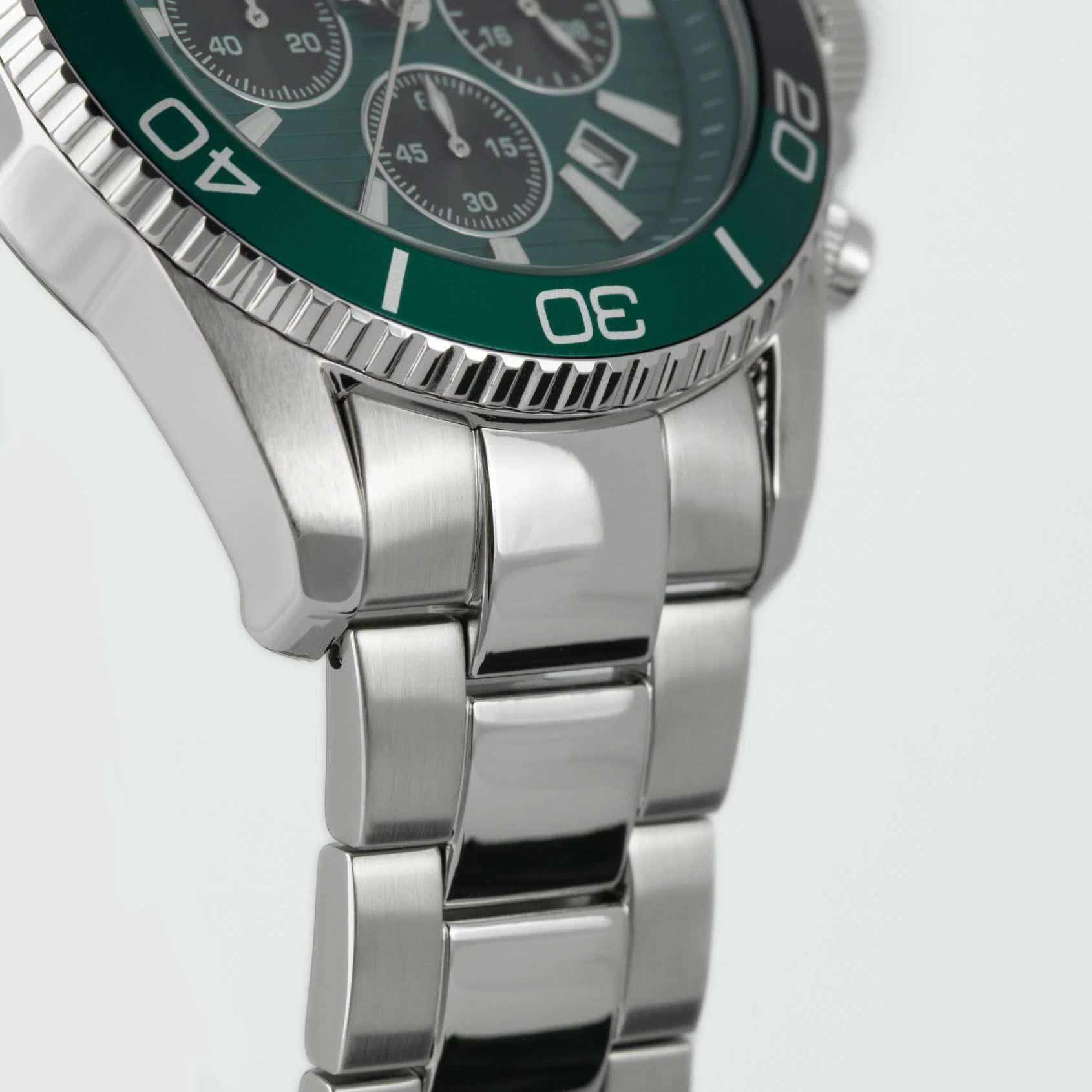 Jacques Lemans Jacques Lemans Liverpool Diver 1-2206i  - задняя крышка металл сталь корпуса, австрия часы