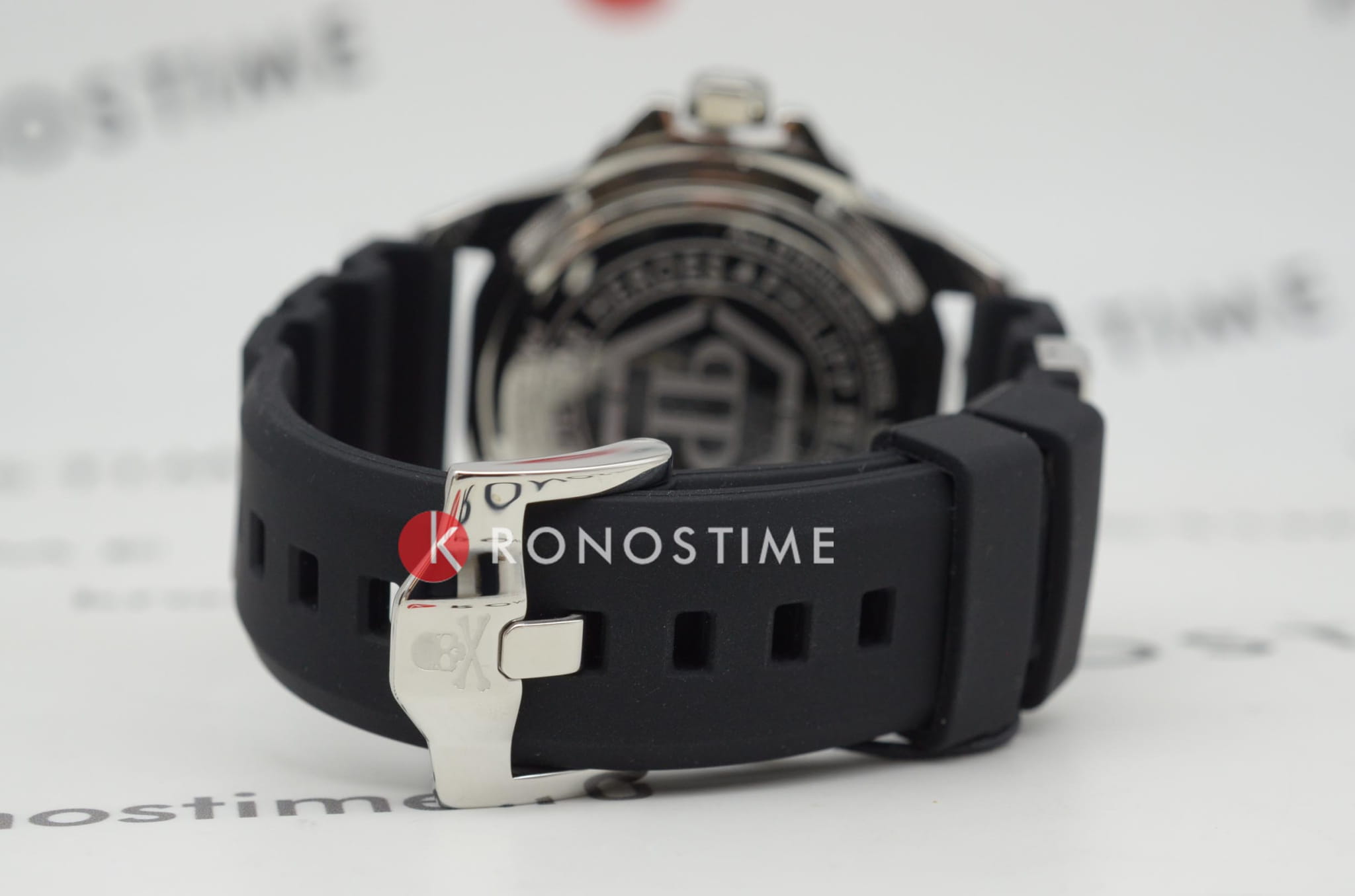 Philipp Plein Philipp Plein The Skull Carbon Fiber PWAAA1622 кварцевые мужские часы часы крупный план черный циферблата