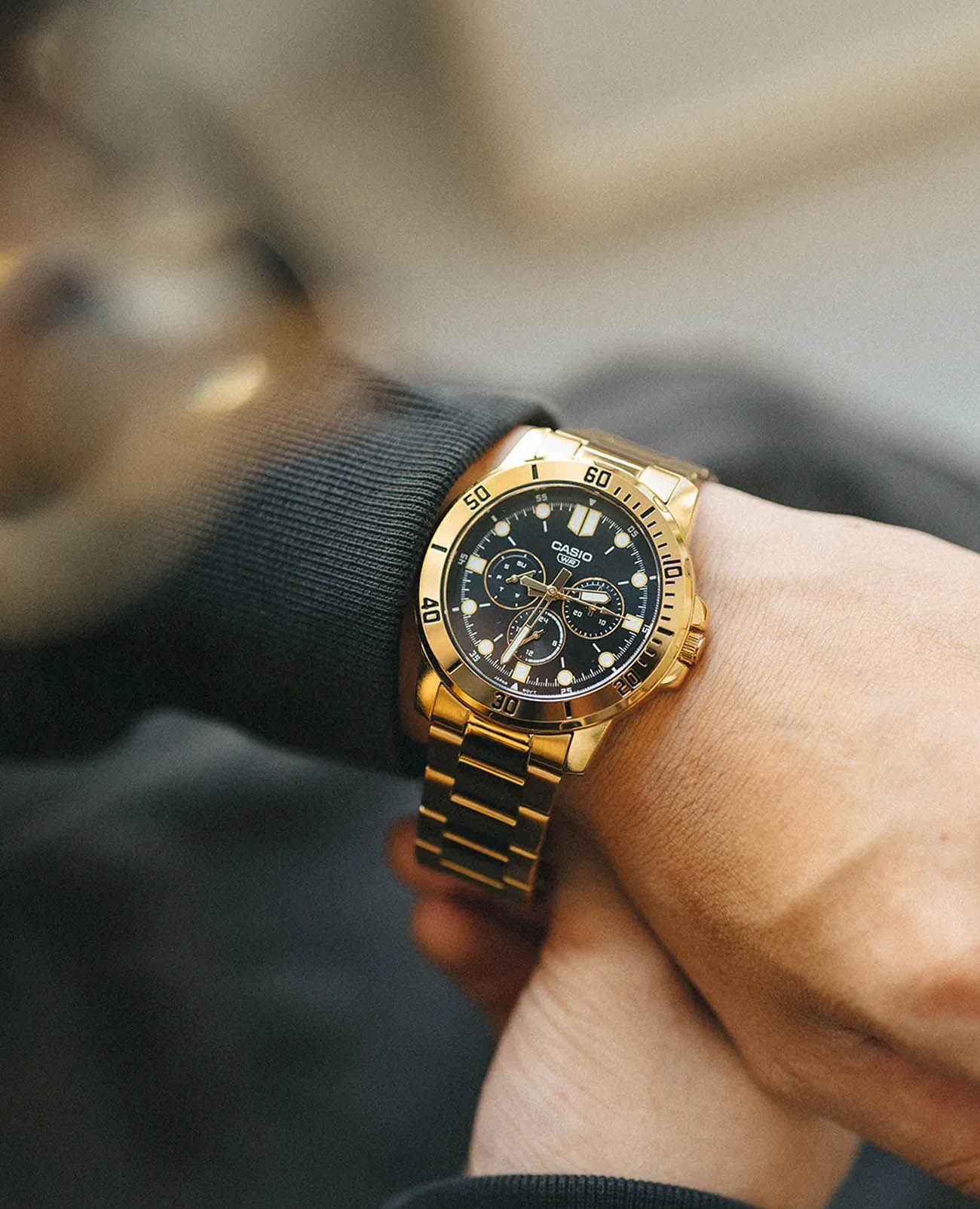 Casio Casio Collection MTP-VD300G-1EUDF (MTP-VD300G-1E) , наручные мужские часы фото под углом