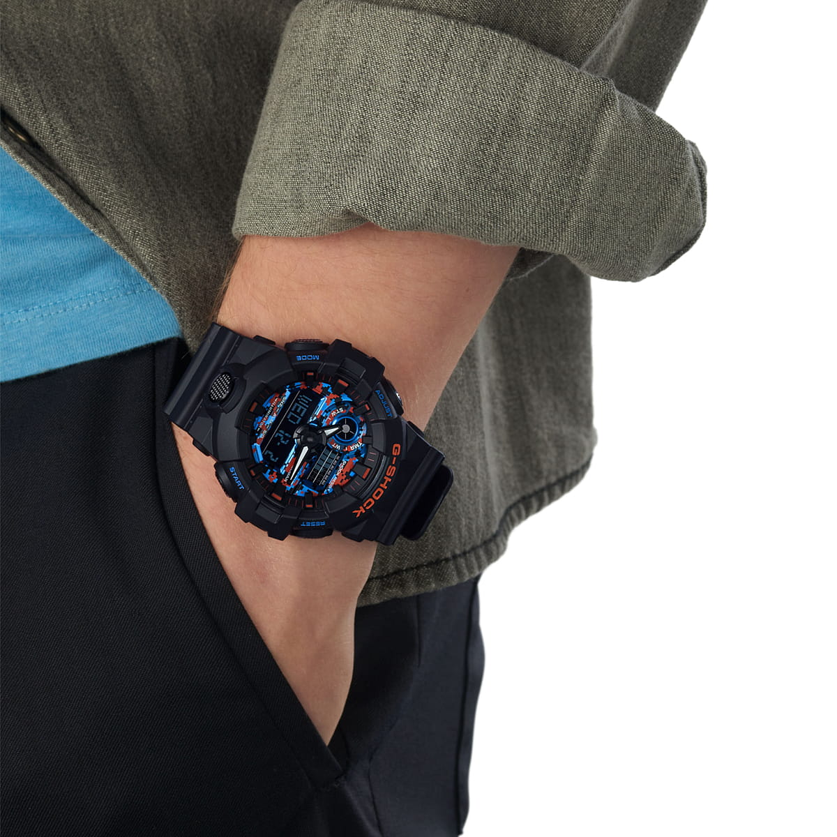 Casio Casio G-Shock GA-700CT-1A GA-700, наручные мужские часы фото под углом