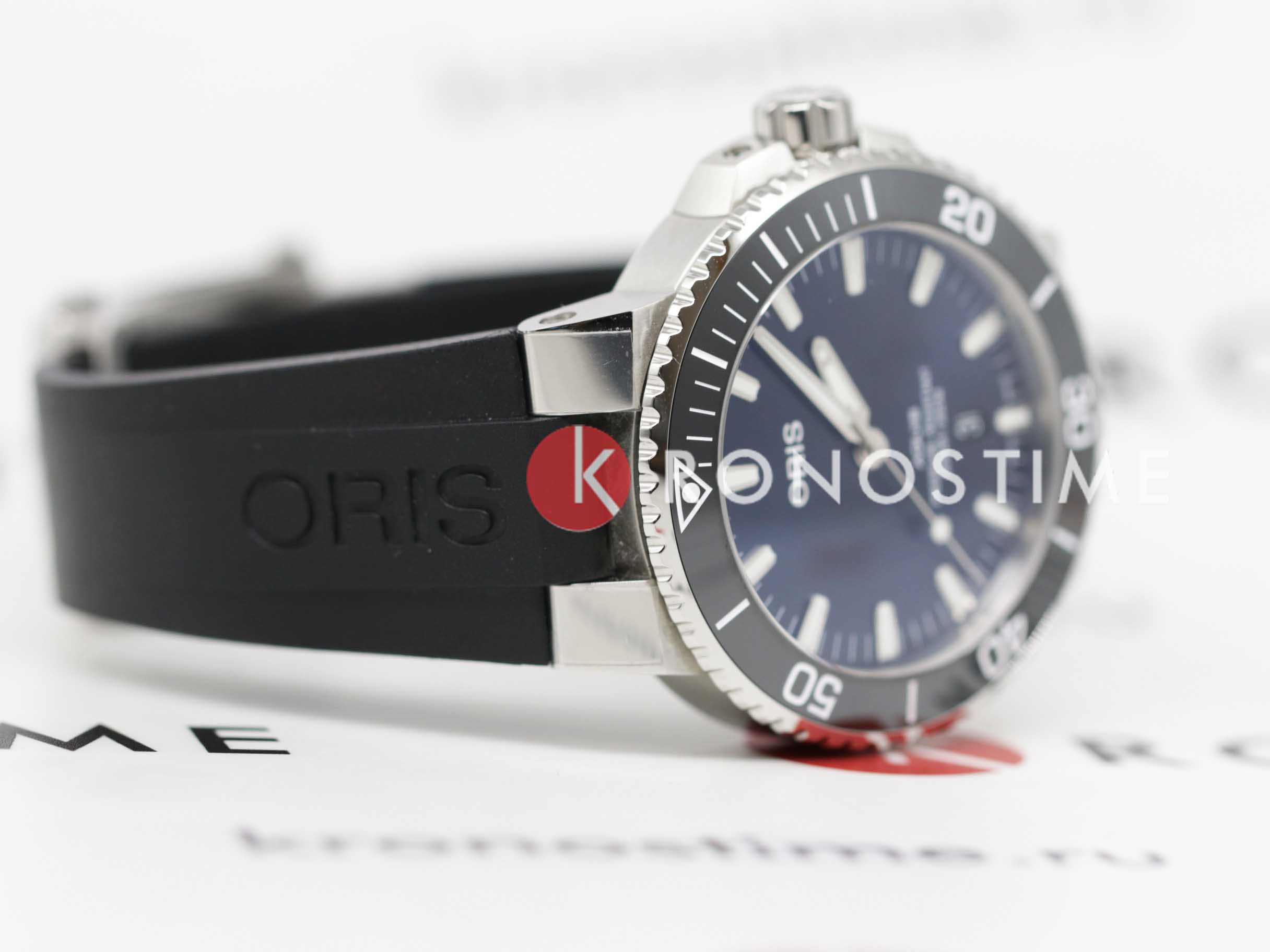 Oris Oris Aquis 01 733 7730 4135-07 4 24 64EB мужские часы синий циферблат на запястье