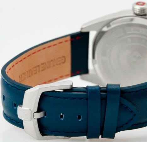 Swiss Military Hanowa Swiss Military Hanowa Driver SMWGA7000902 кварцевые часы с аксессуарами мужские часы модель SMWGA7000902