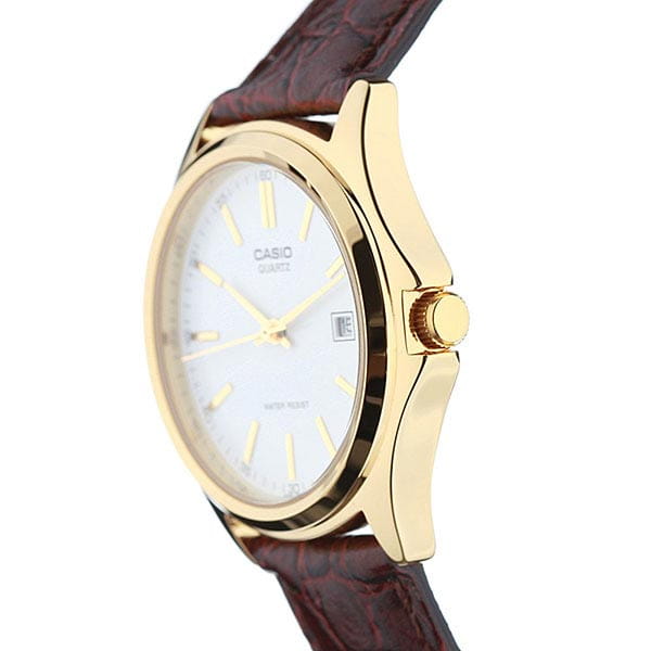 Casio MTP-1183Q-7A мужские часы застежка крупным планом