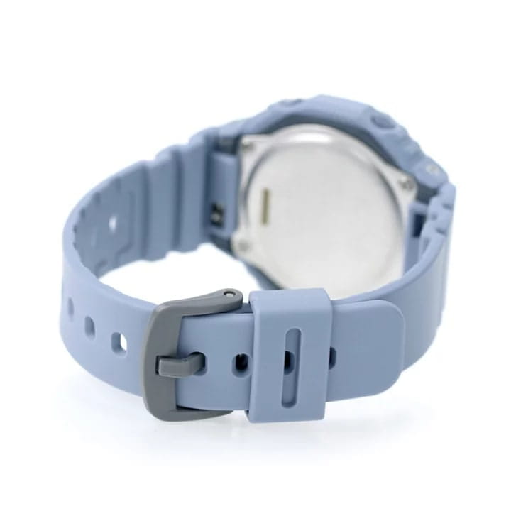 Casio Casio G-Shock GMA-S2100BA-2A2 электронные женские часы часы крупный план синий циферблата