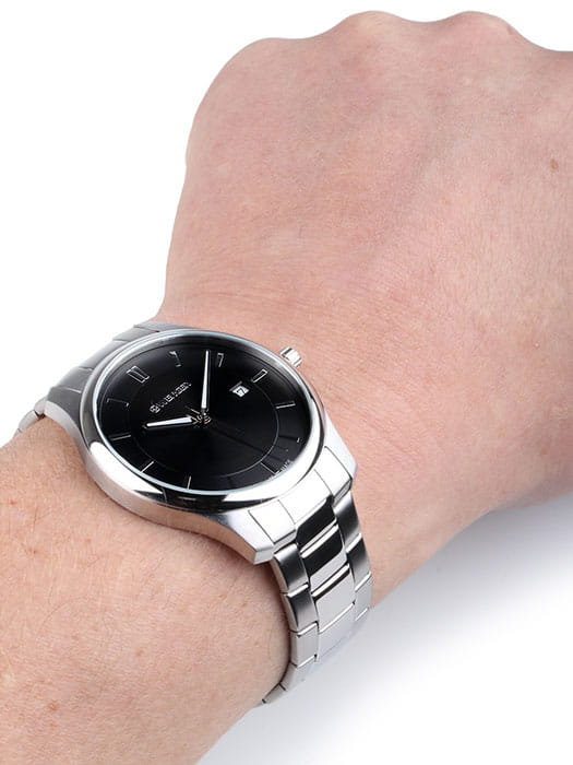 Wenger 01.1441.104 , наручные мужские часы фото под углом