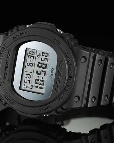 Casio G-Shock DW-5700BBMA-1